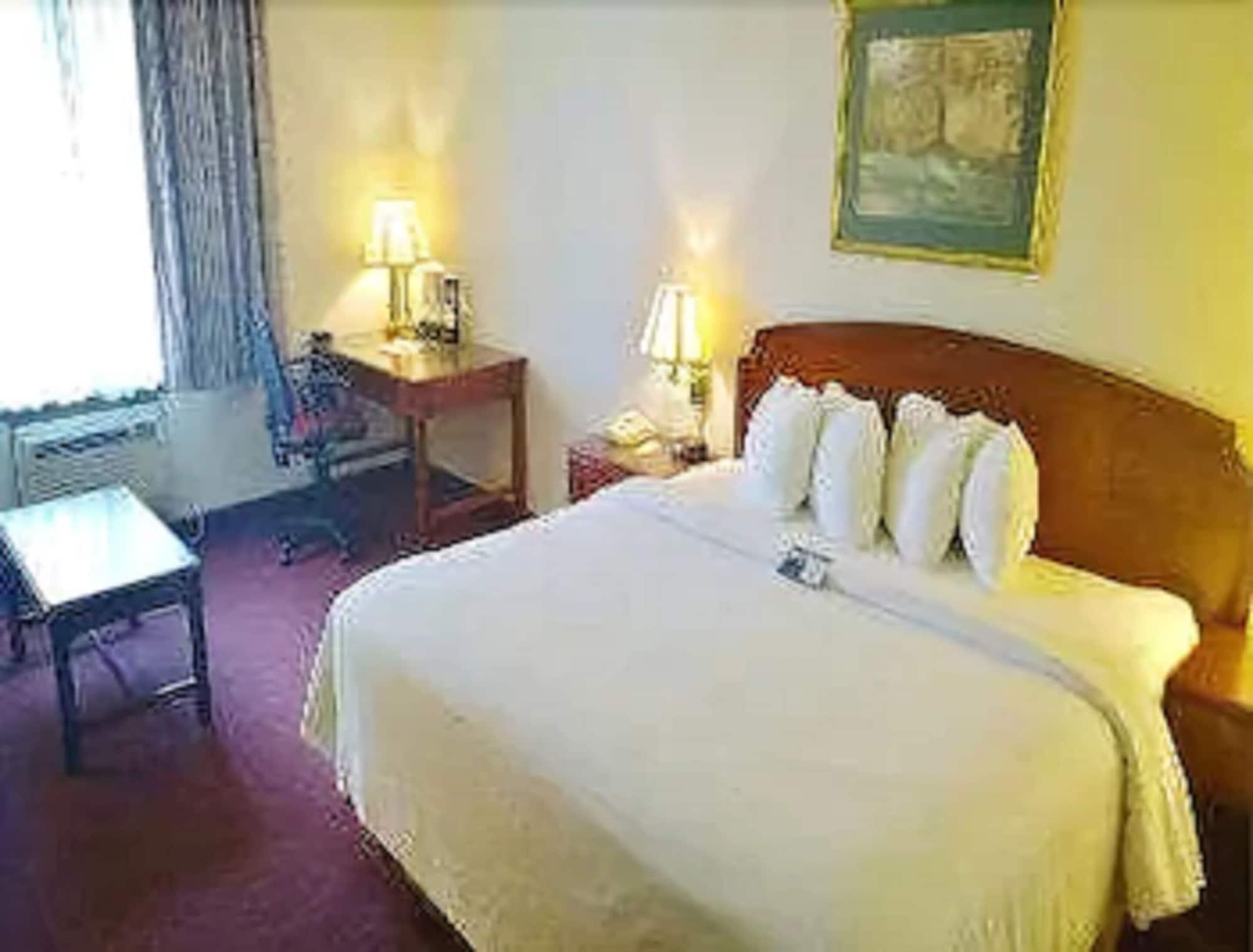 Clarion Pointe Bloomington-Normal Near I-55 And University Luaran gambar