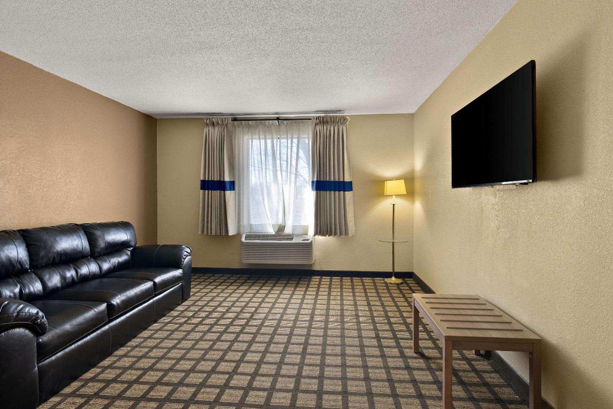 Clarion Pointe Bloomington-Normal Near I-55 And University Luaran gambar